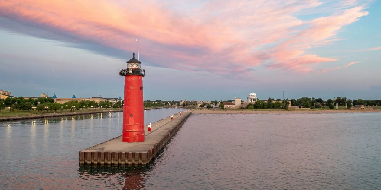 Kenosha harbor and lighthouse