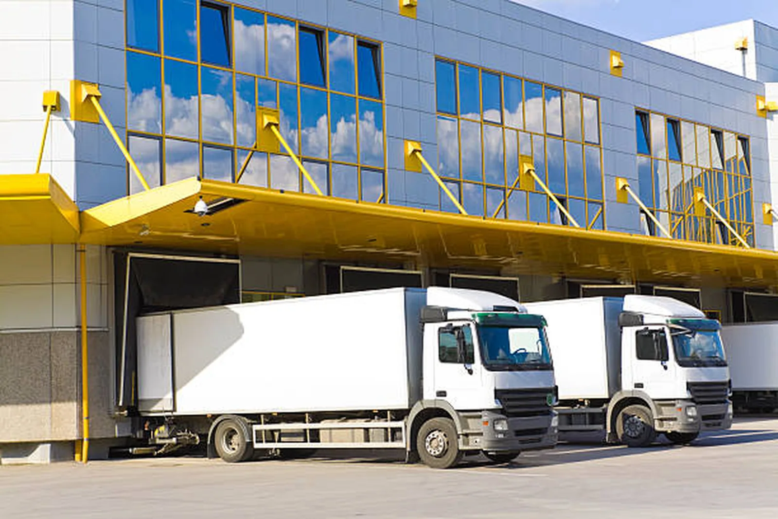 Roofing for Logistics and 3PL Operators in Kenosha, WI